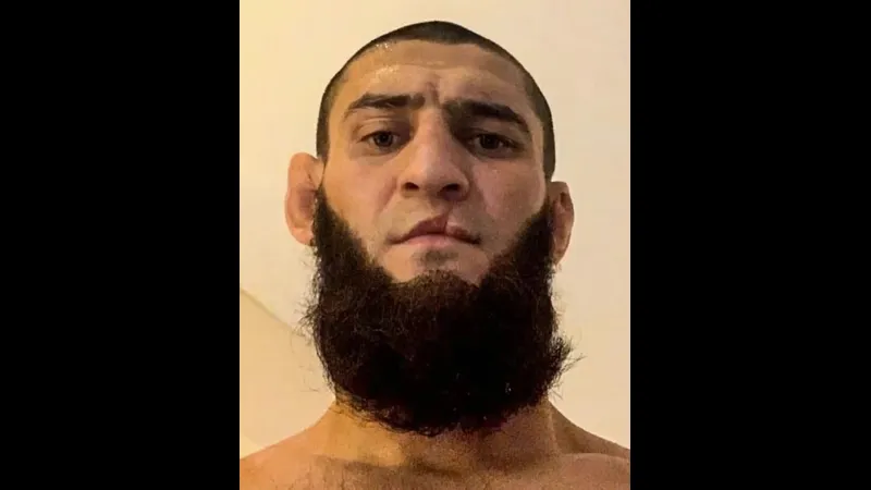 Qué le Pasó en el Labio a Khamzat Chimaev