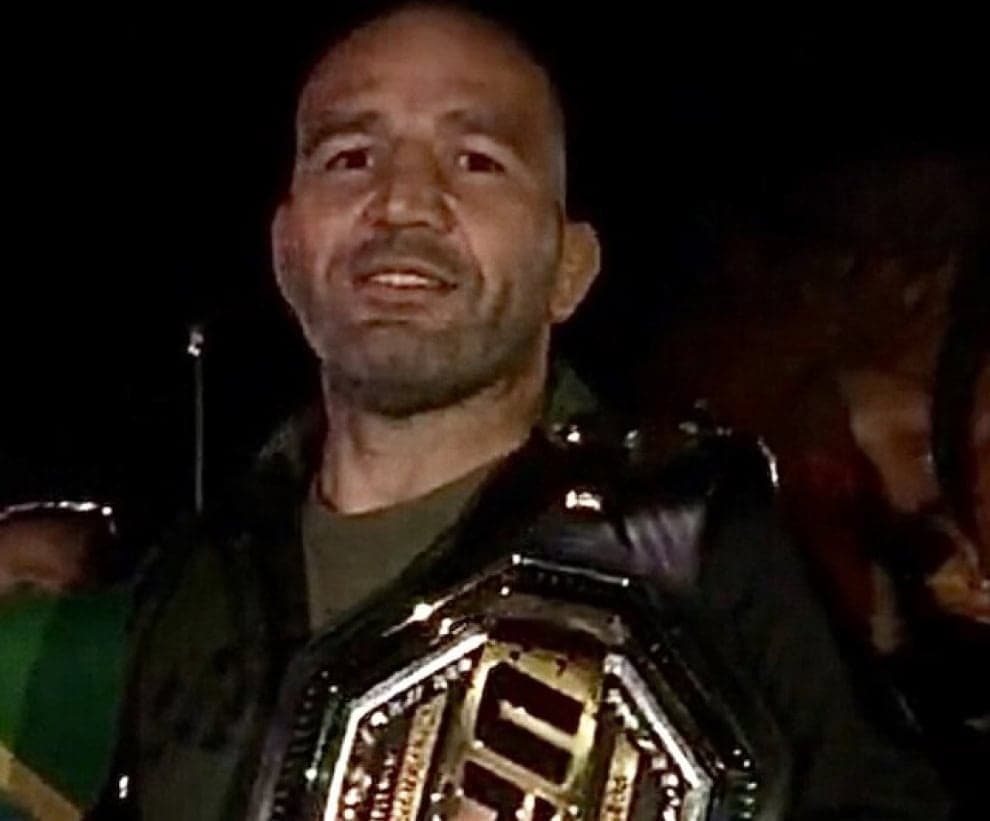 El Campeón Más Viejo de la Historia Moderna de UFC